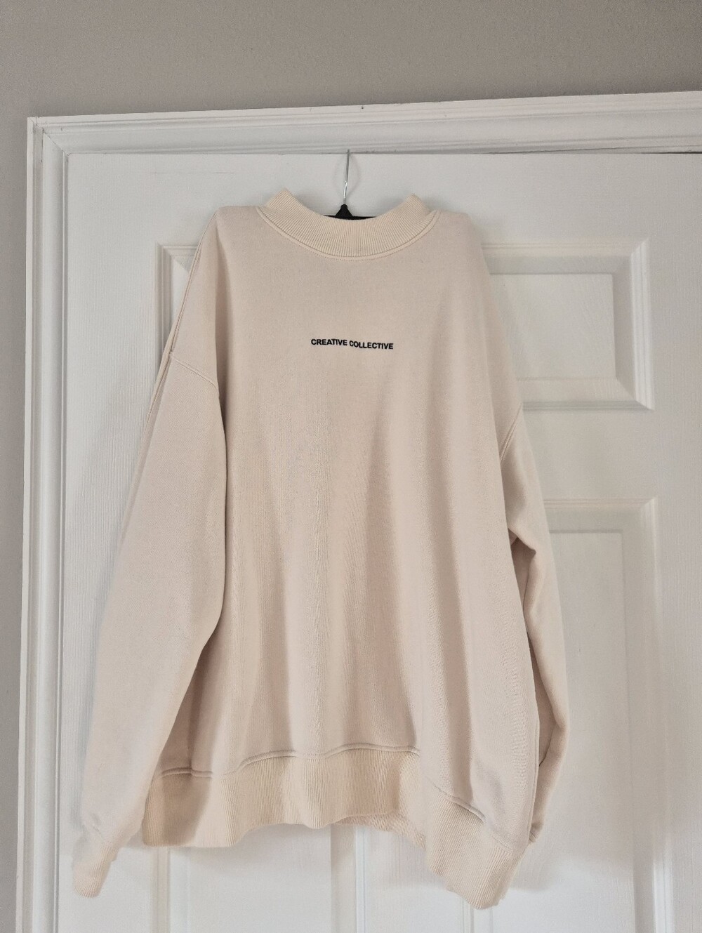 H&M Men's Sweater - Cream
